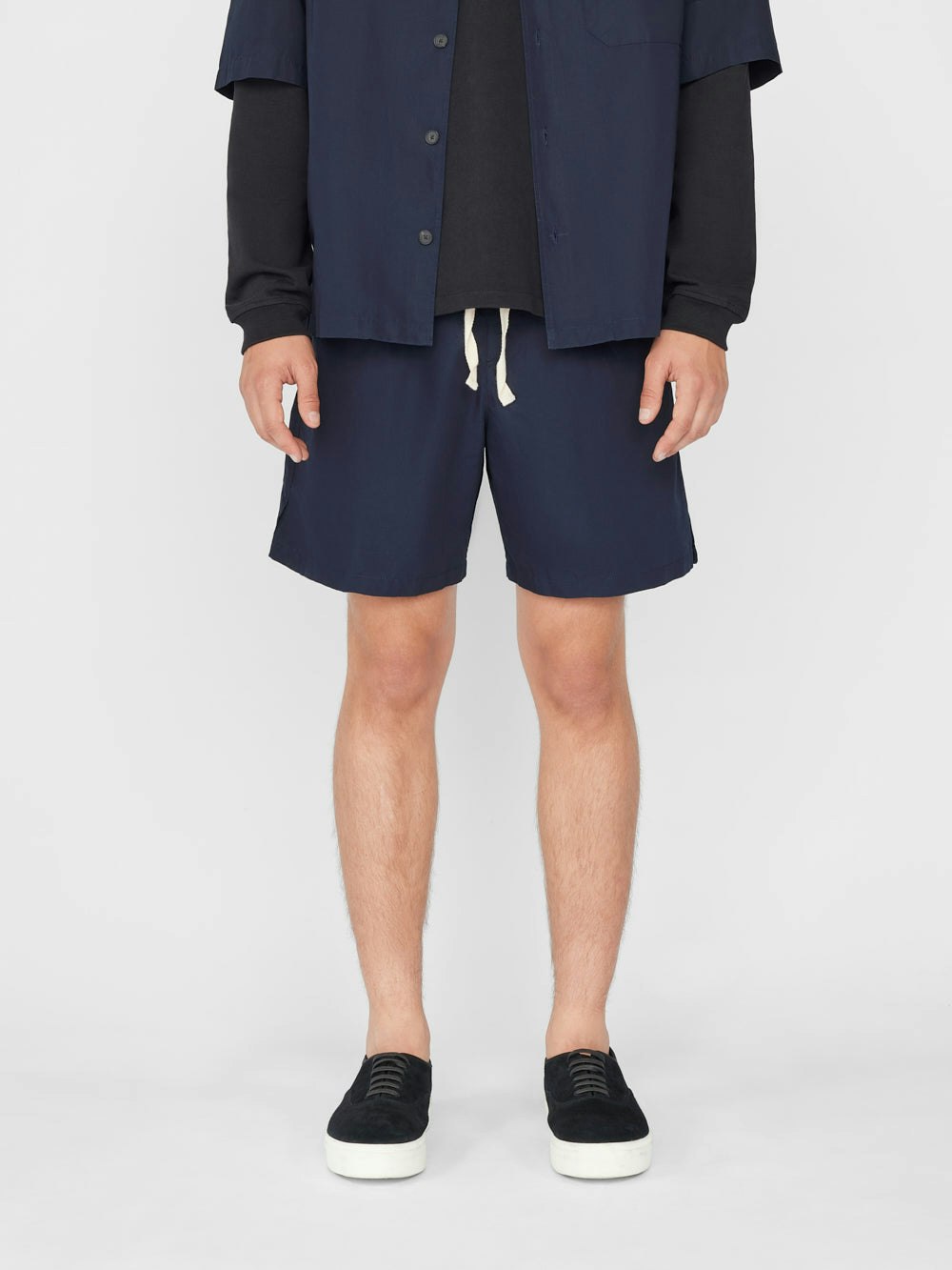 shorts front view alt:hover